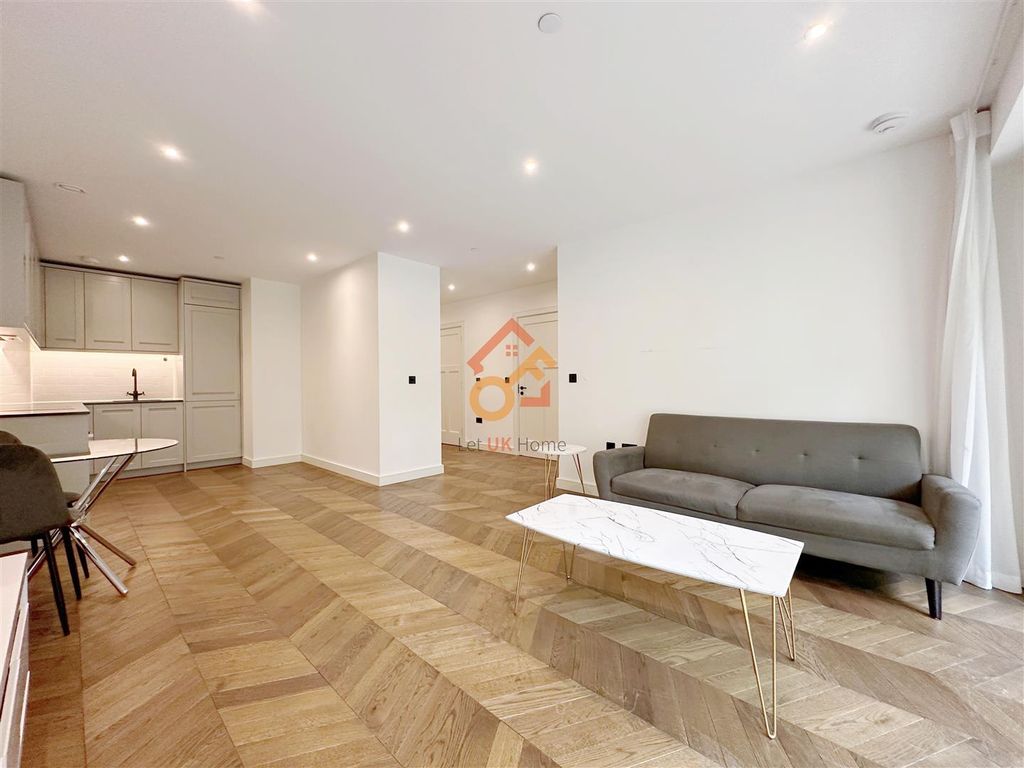 Property photo 3 of 33 3.Jpg