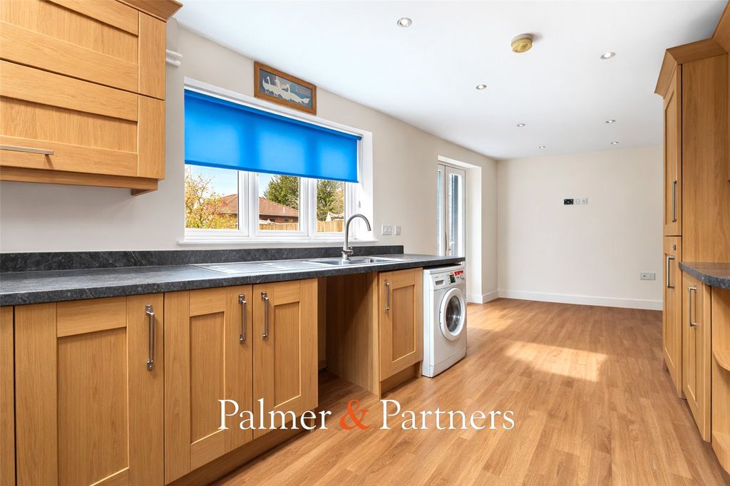 Property photo 3 of 20 Picture No. 22