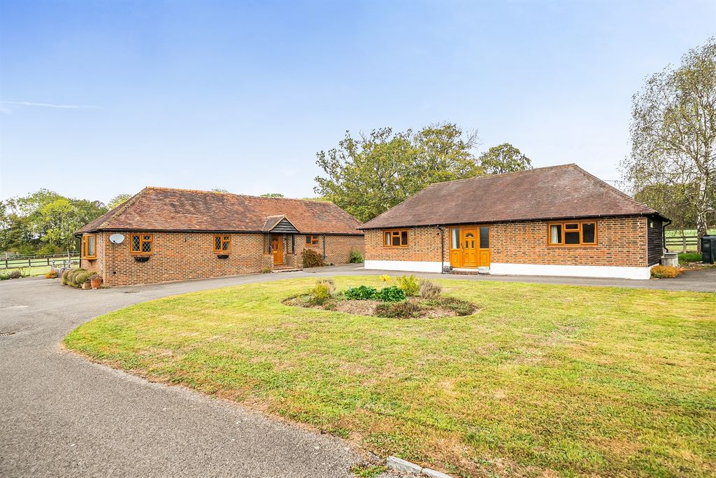 Property photo 1 of 19 (Main)