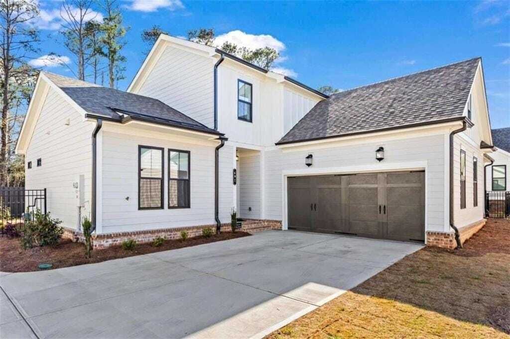 Property photo 1 of 31