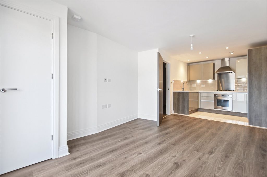 Property photo 2 of 6 Reception Room