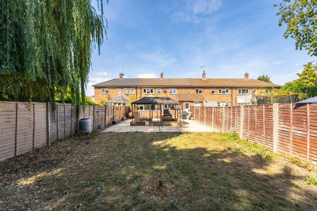 Property photo 2 of 17