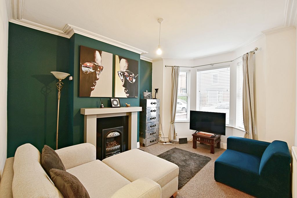 Property photo 2 of 13 Photo 4