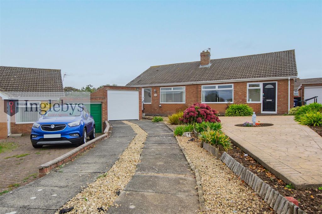 Property photo 1 of 27