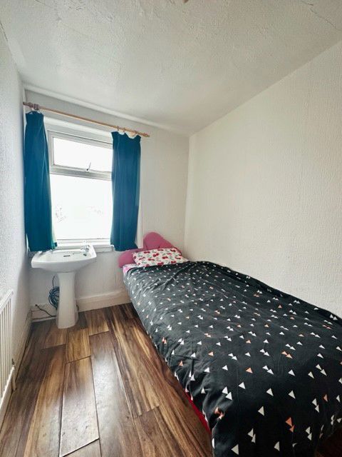 Property photo 3 of 53