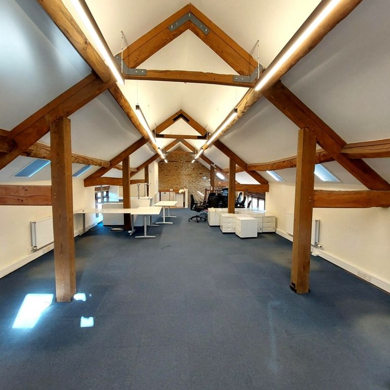 Property photo 2 of 6