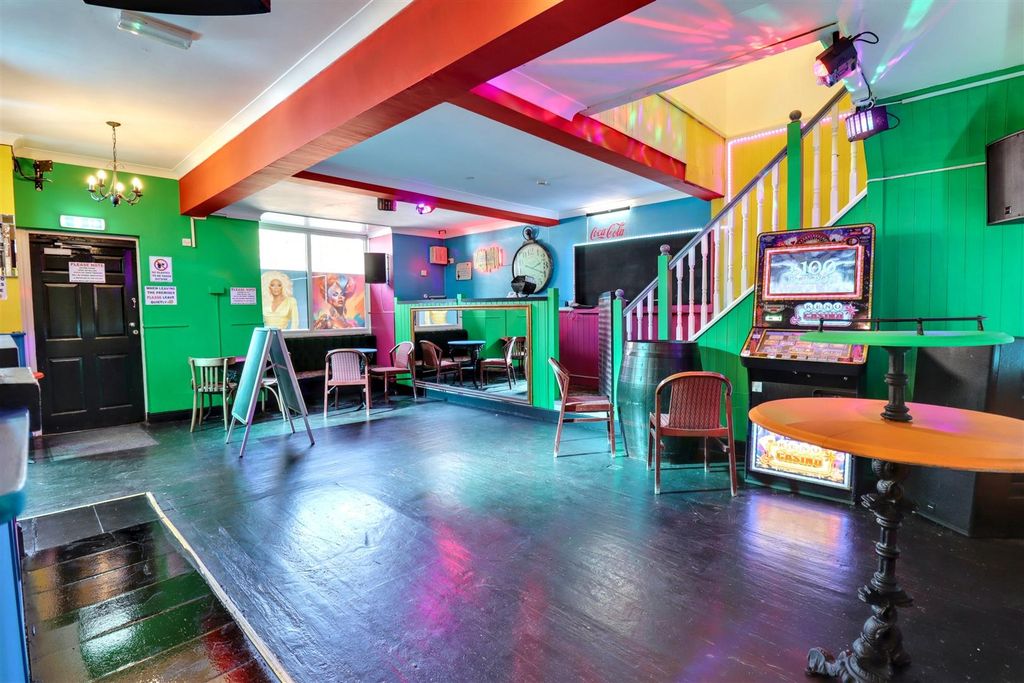 Property photo 3 of 16