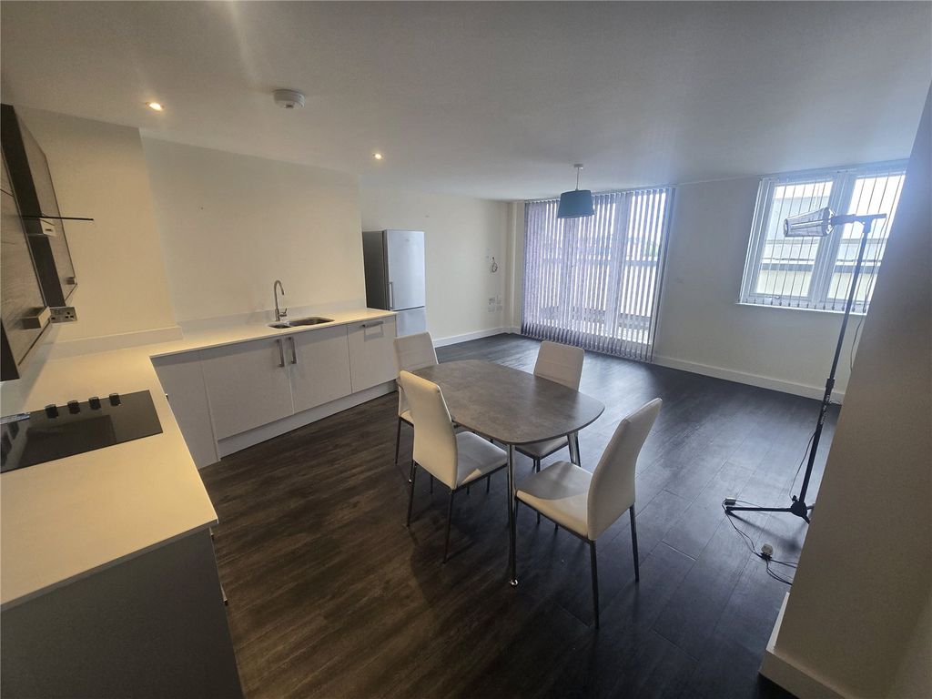 Property photo 2 of 12 Picture No. 09