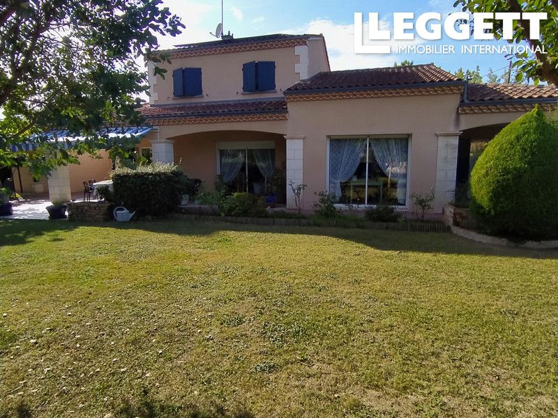 Property photo 2 of 10