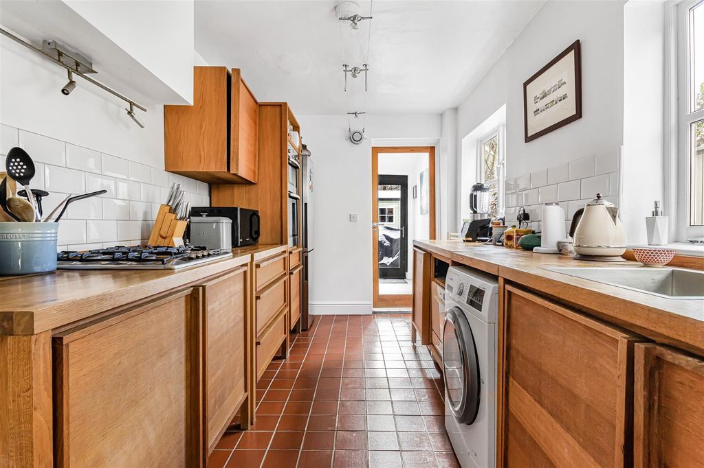 Property photo 3 of 20 3_69916.Jpg