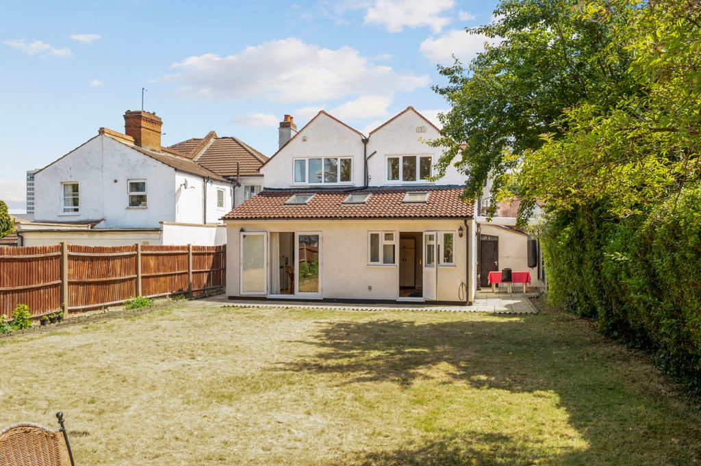 Property photo 2 of 24 Picture No. 07