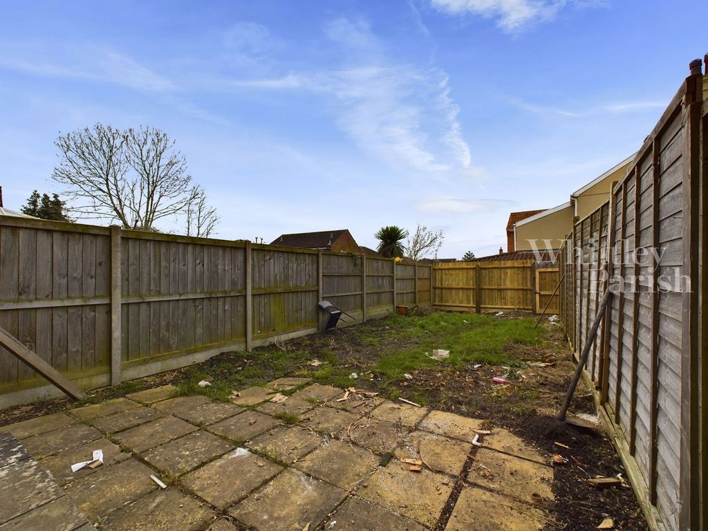 Property photo 2 of 10