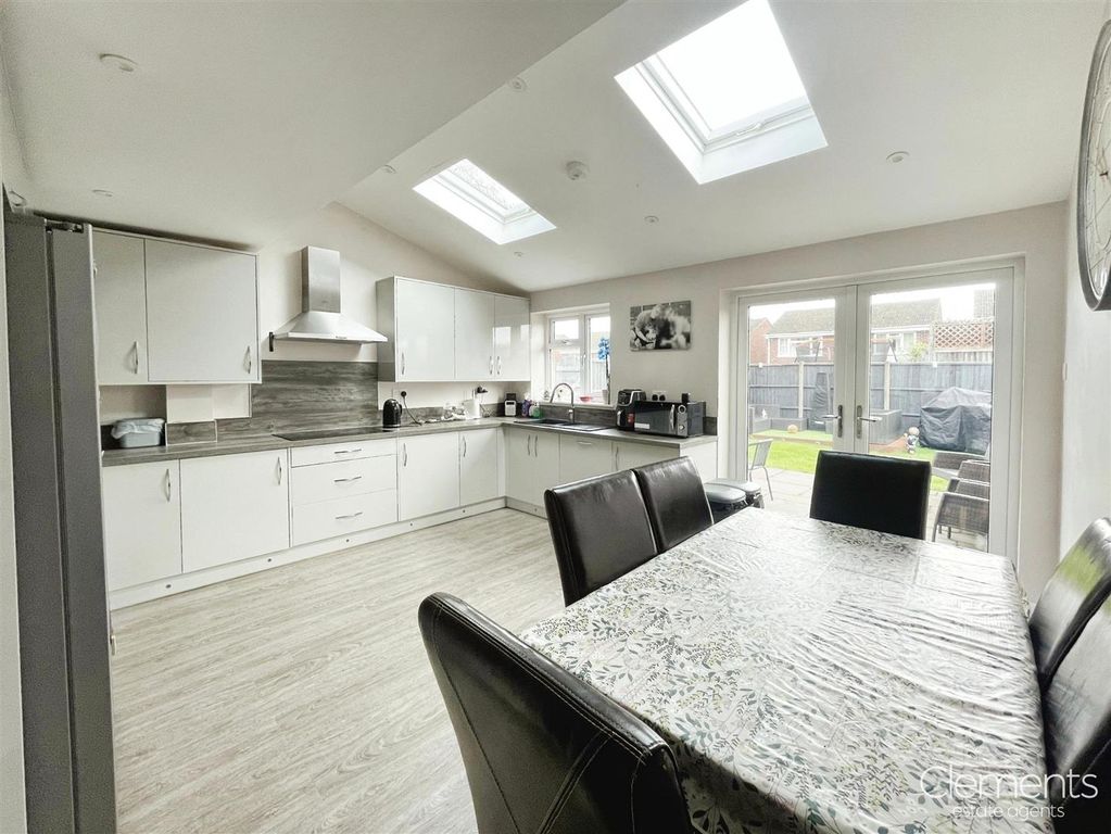 Property photo 2 of 17 Editedimage-F031A03A-cc90-4De5-8A75-5E334Ebe6dc6 2