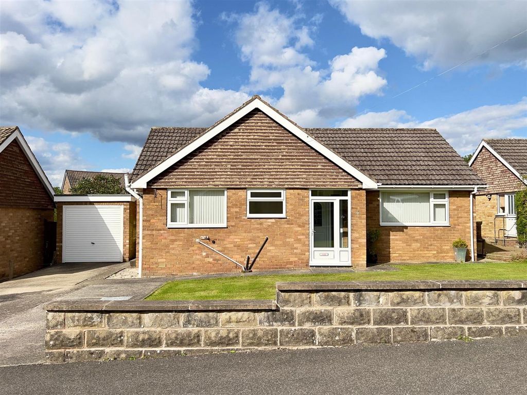 Property photo 1 of 9