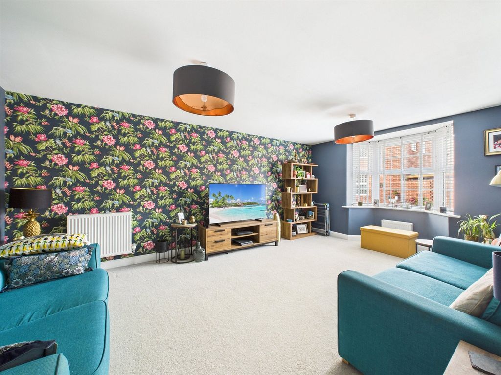 Property photo 2 of 19 Picture No. 26