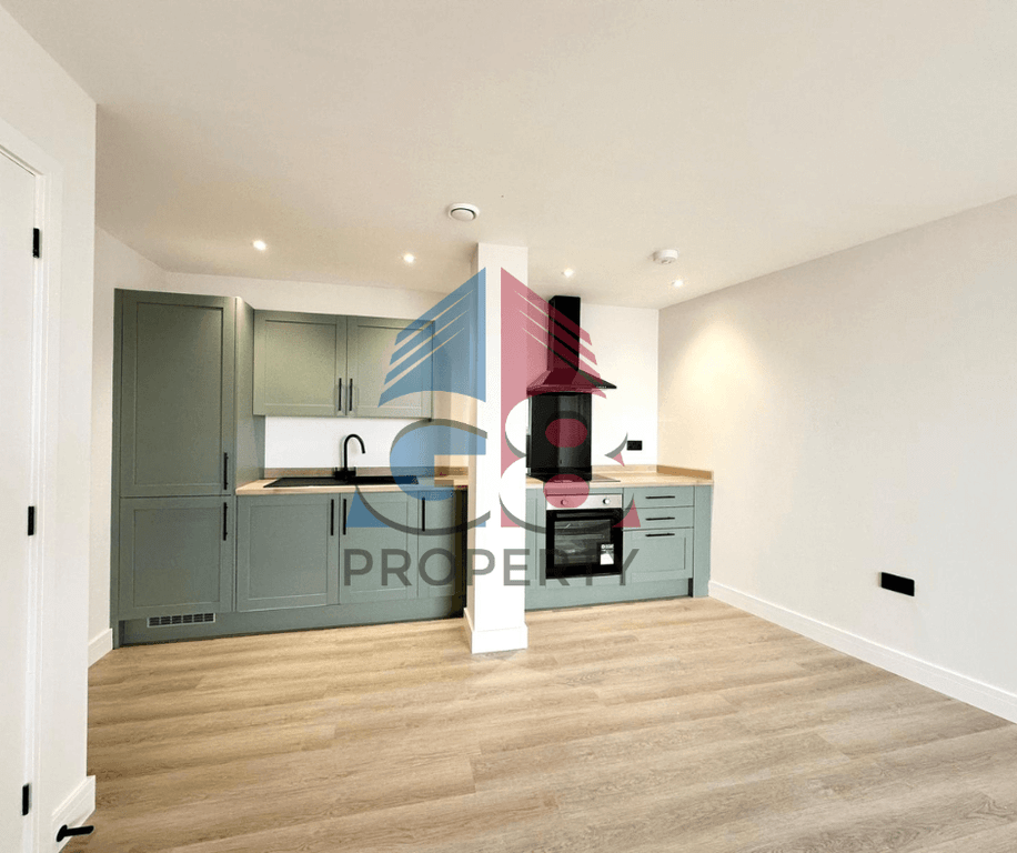 Property photo 3 of 16 Gallery