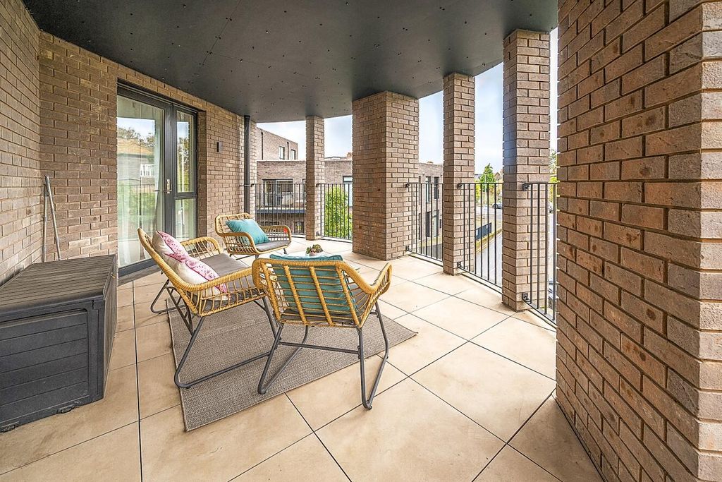 Property photo 2 of 9 Picture 2