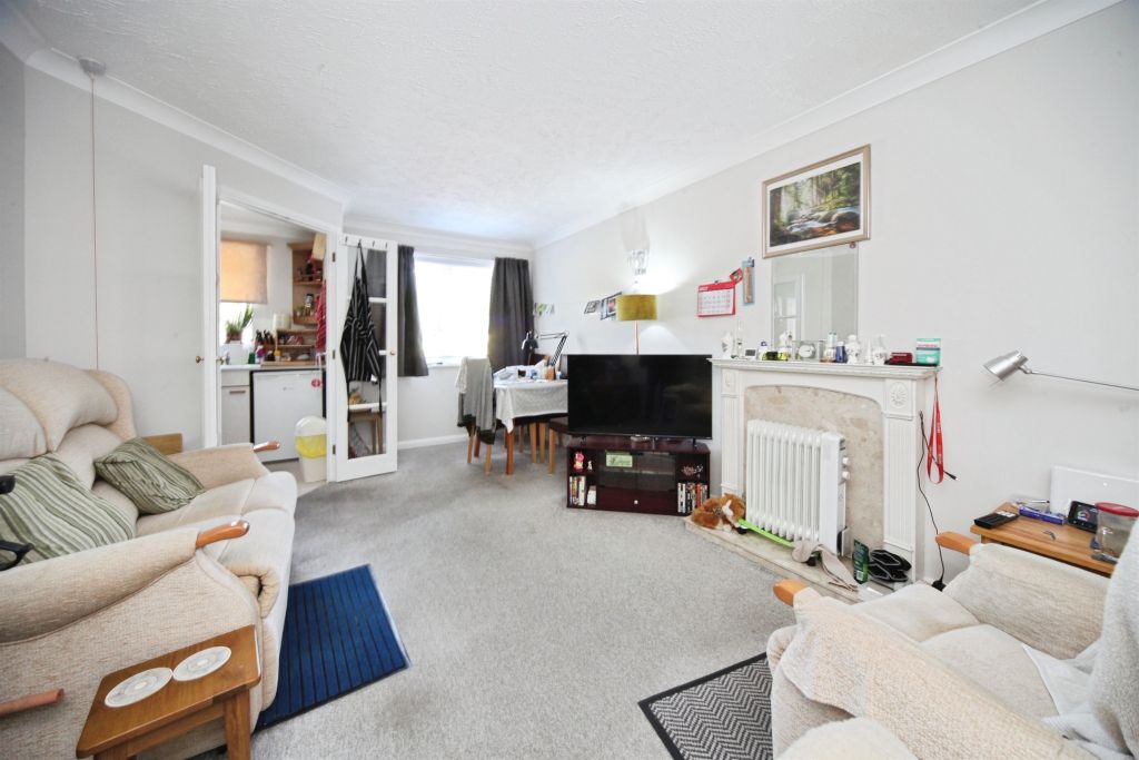 Property photo 3 of 8