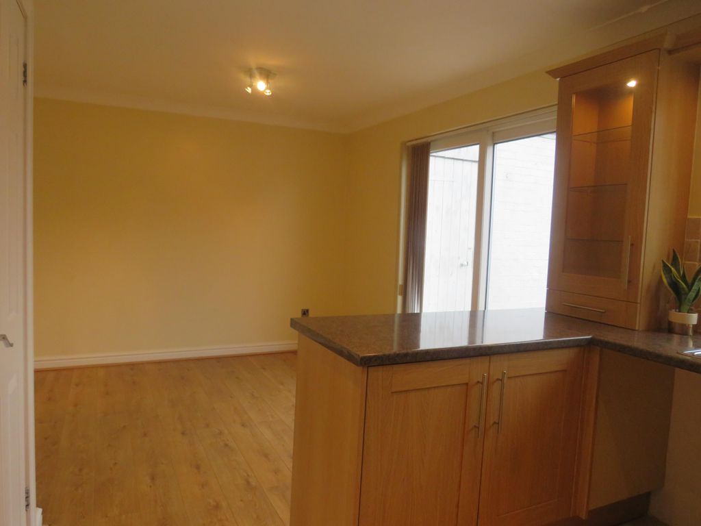 Property photo 3 of 12 Image