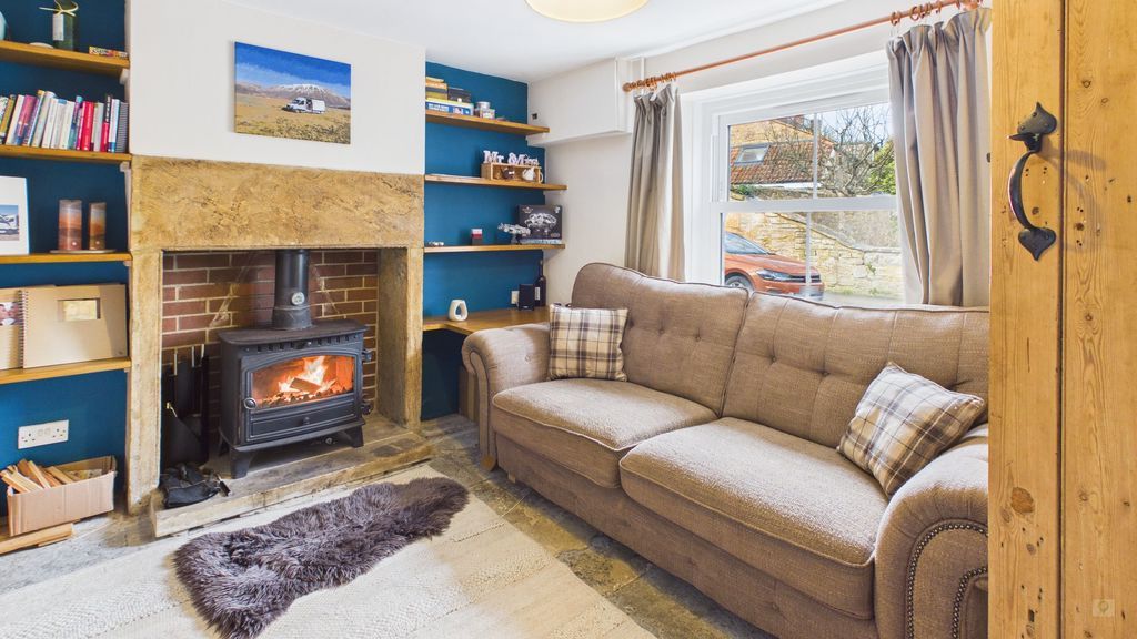 Property photo 2 of 20 Photo 5