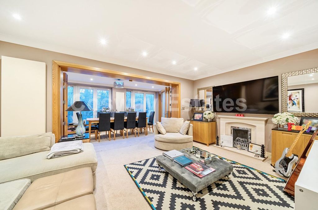 Property photo 2 of 20 43F00A58-3Dbb-44E1-8395-F17B4648Bda5.Jpg