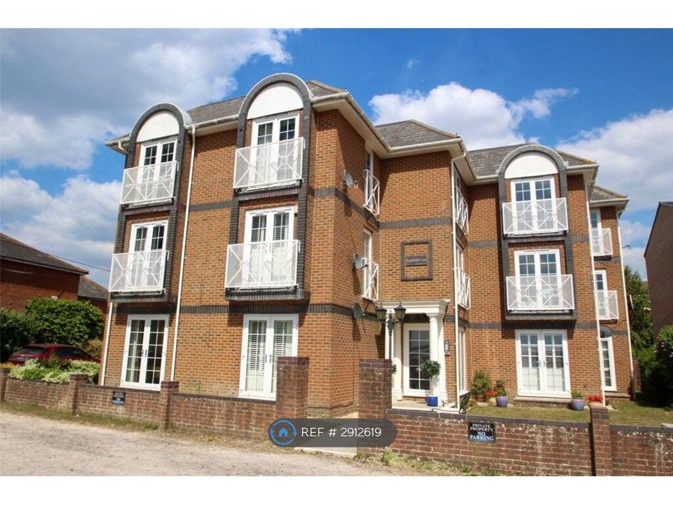 Property photo 2 of 17