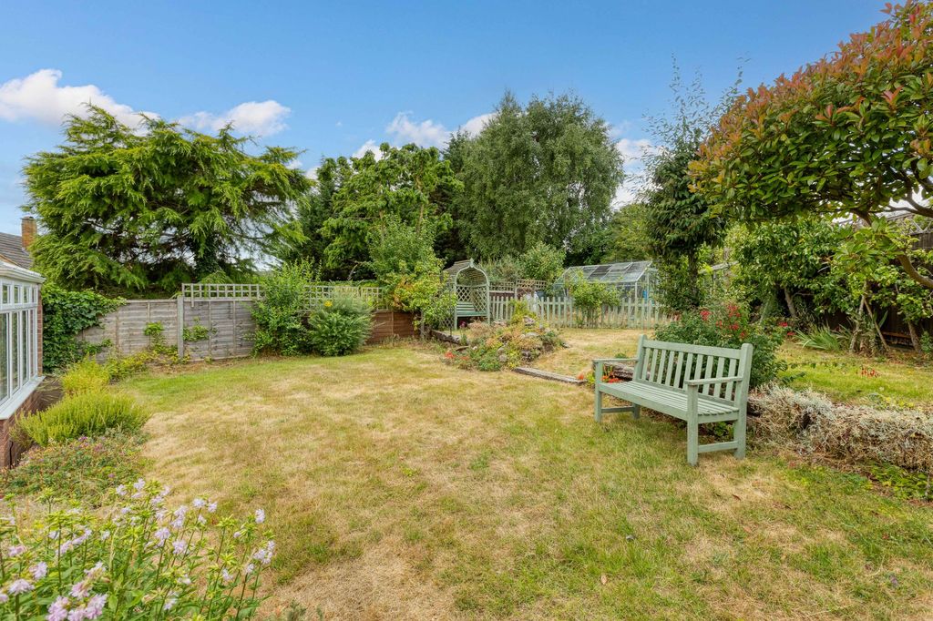 Property photo 2 of 18