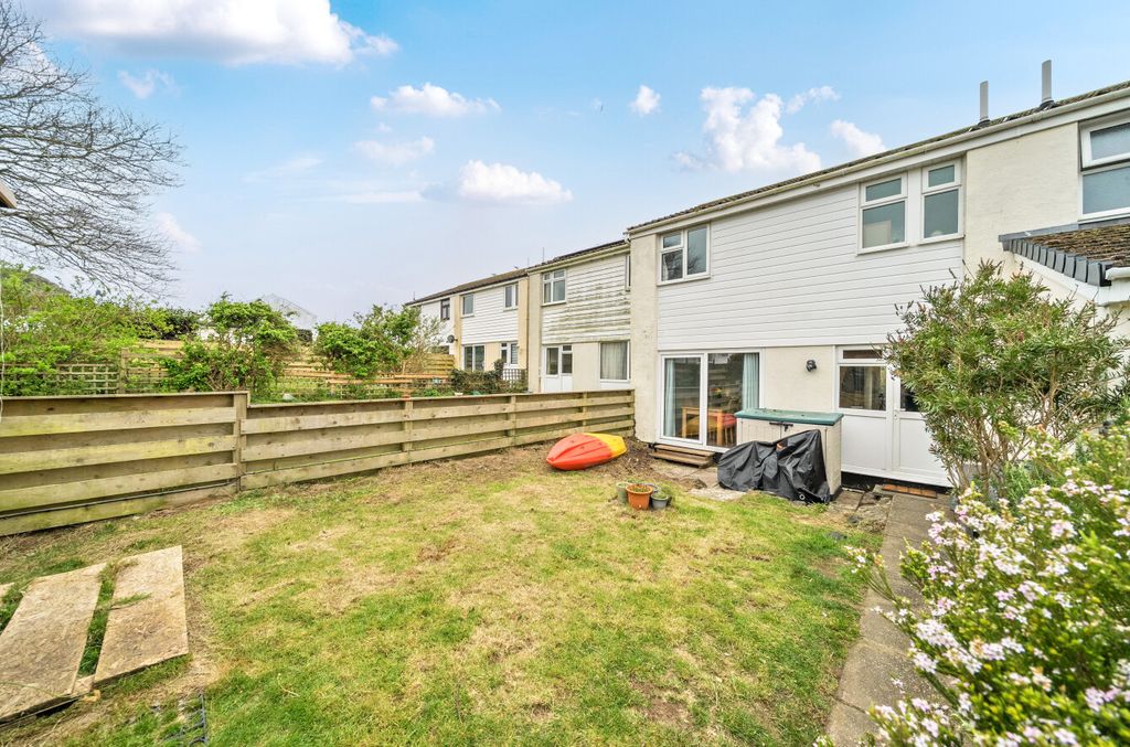 Property photo 3 of 19 3 - 1431293-18-69c2B4...