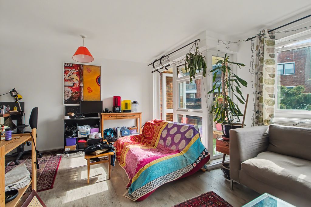 Property photo 3 of 12