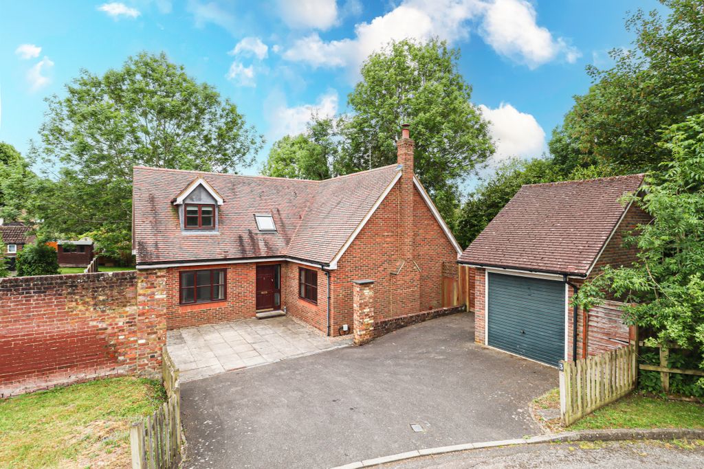Property photo 1 of 18 Img1244