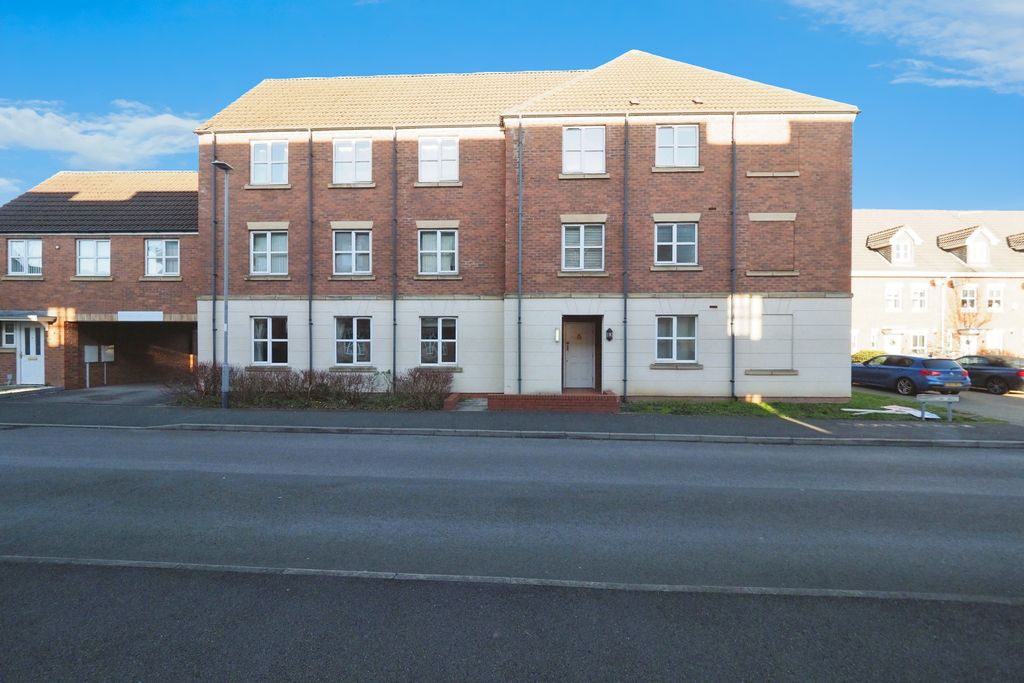 Property photo 1 of 15