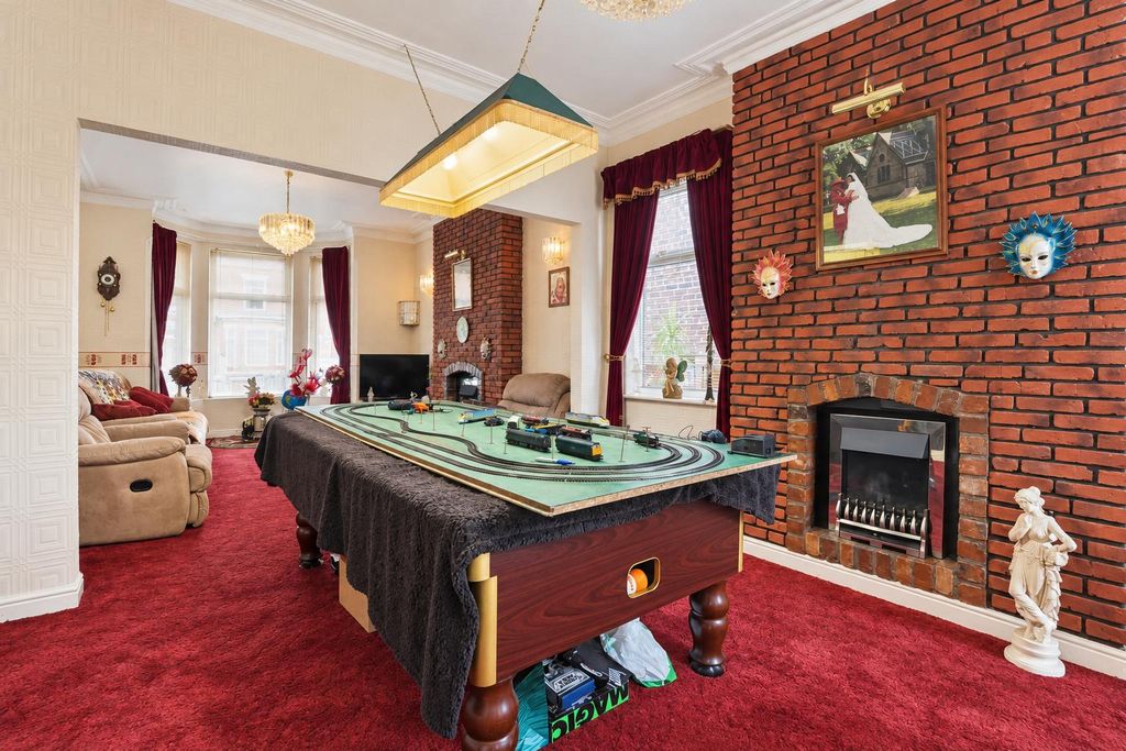 Property photo 3 of 22