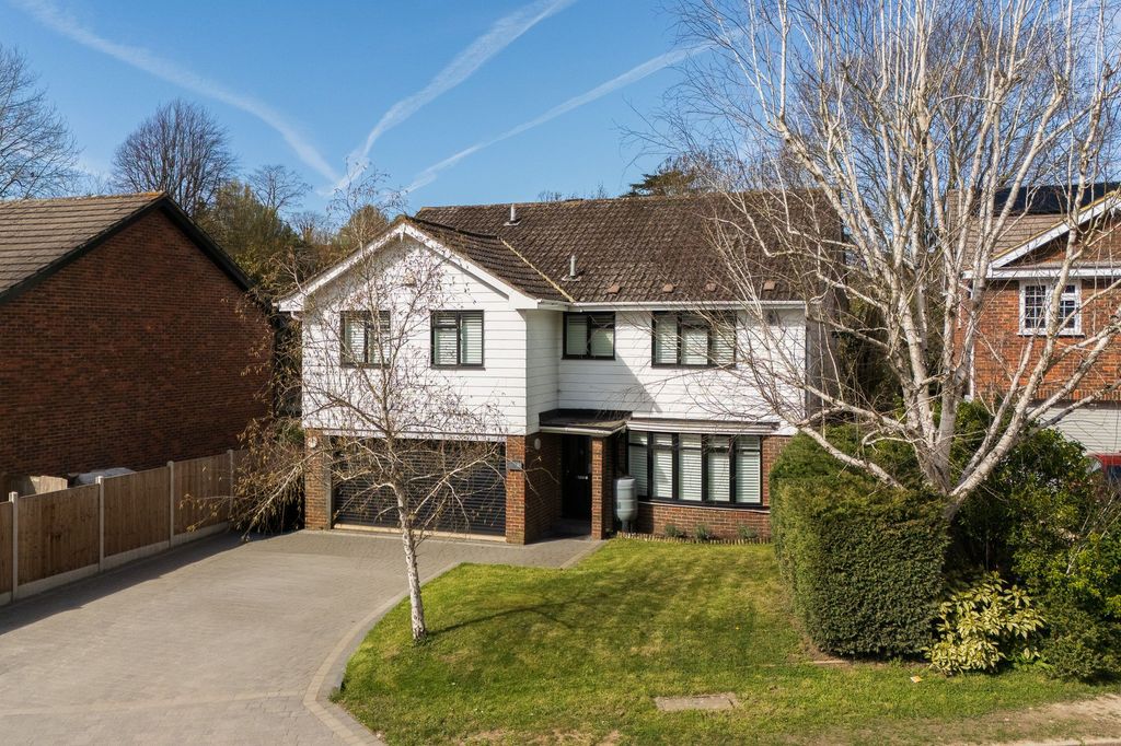 Property photo 1 of 21