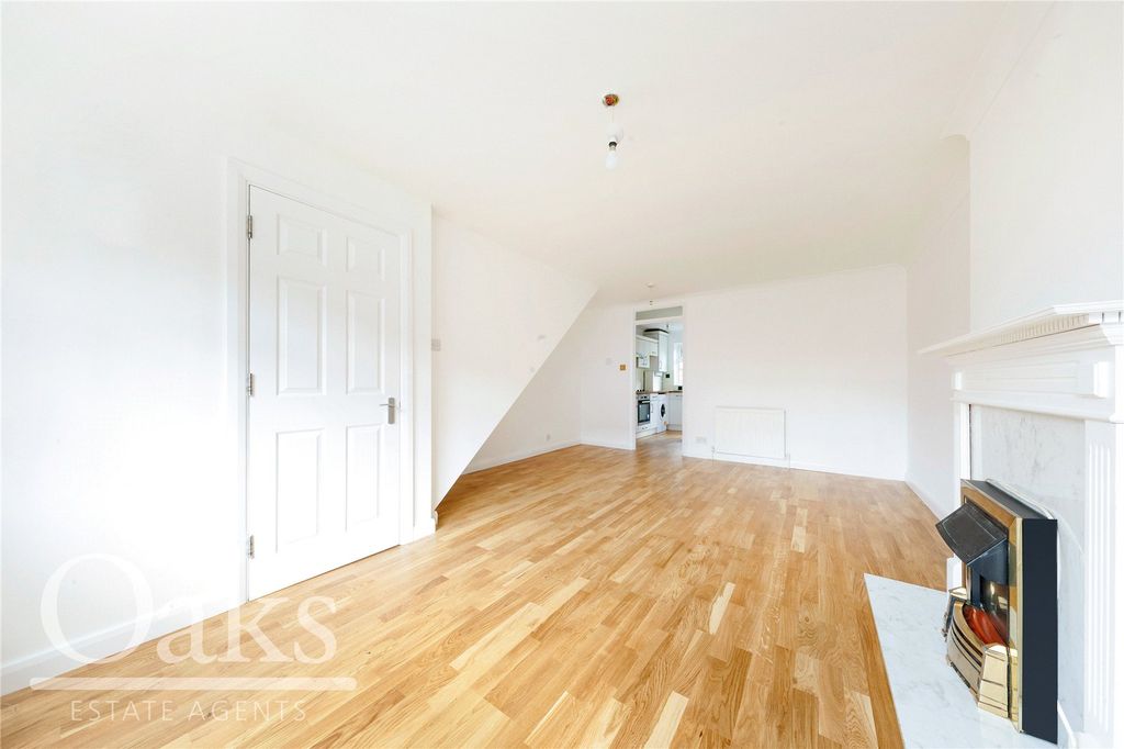 Property photo 2 of 12 Picture No. 21
