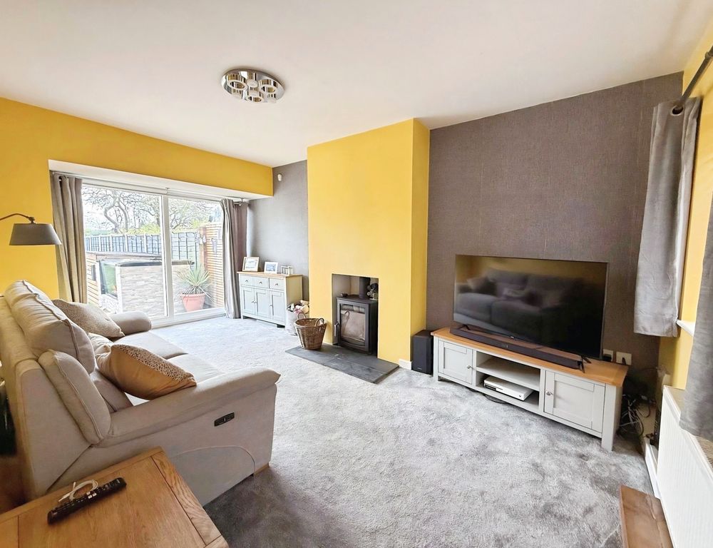 Property photo 3 of 11 Photo 1