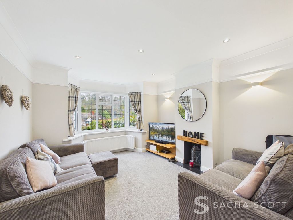 Property photo 1 of 31 Living Room