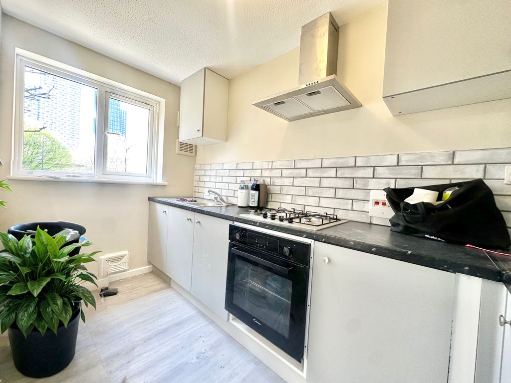 Property photo 3 of 11 76Fd13Aa-052B-4Ba7-9072-E9D652D2Ea83