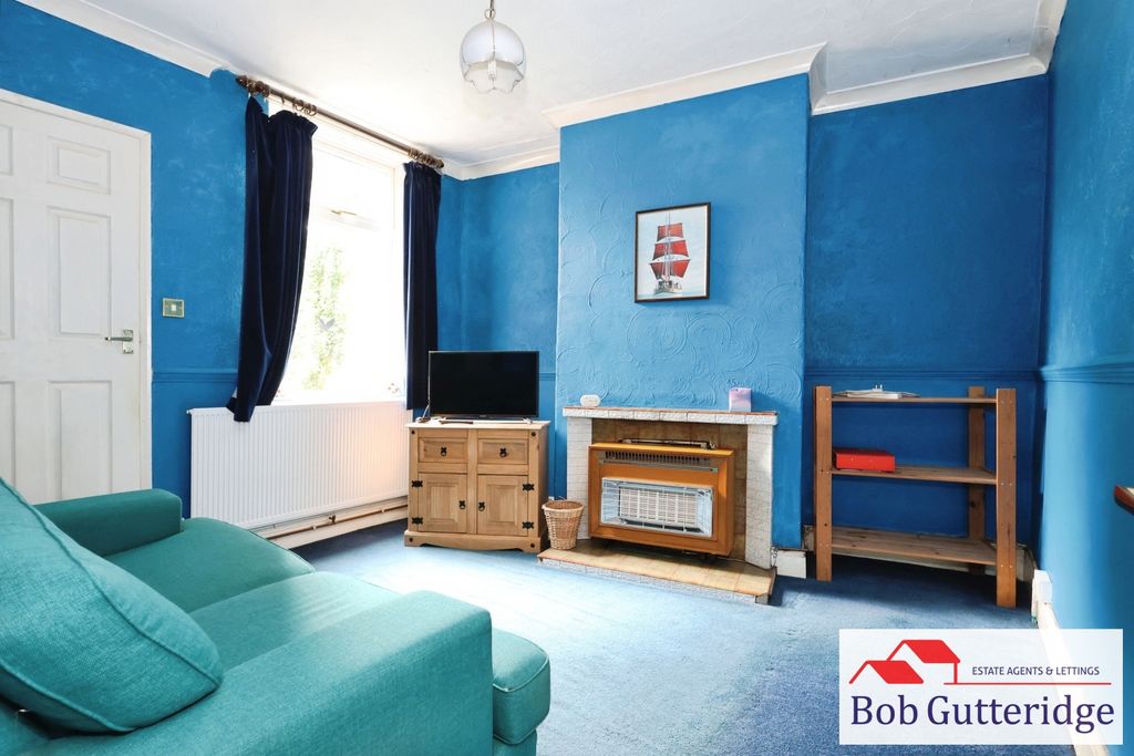 Property photo 3 of 12 Sitting Room