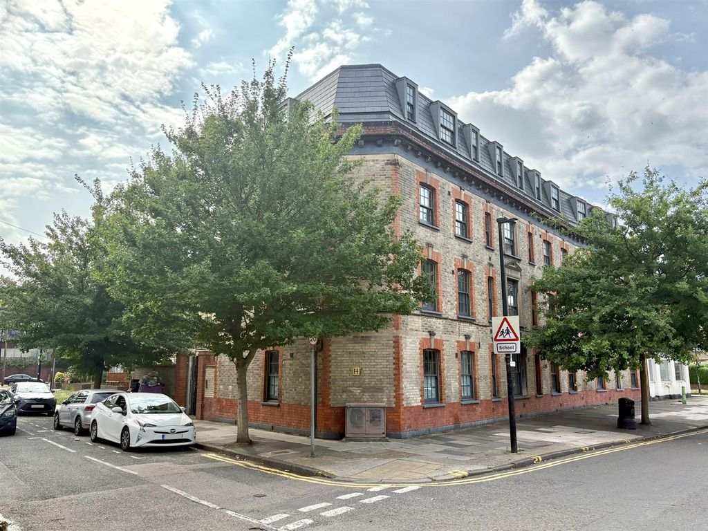 Property photo 1 of 1 Ext 1.Jpg