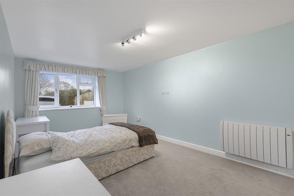 Additional image 13 of 4 bed detached house for saleBen Rhydding Road, Ilkley LS29