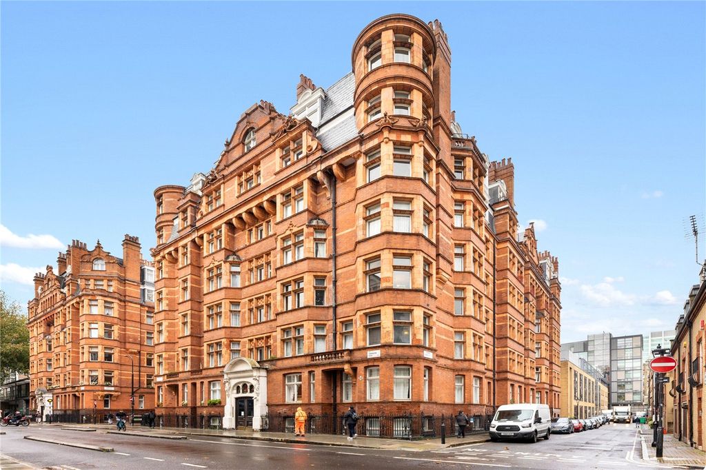 Property photo 1 of 13 Gordon Mansions