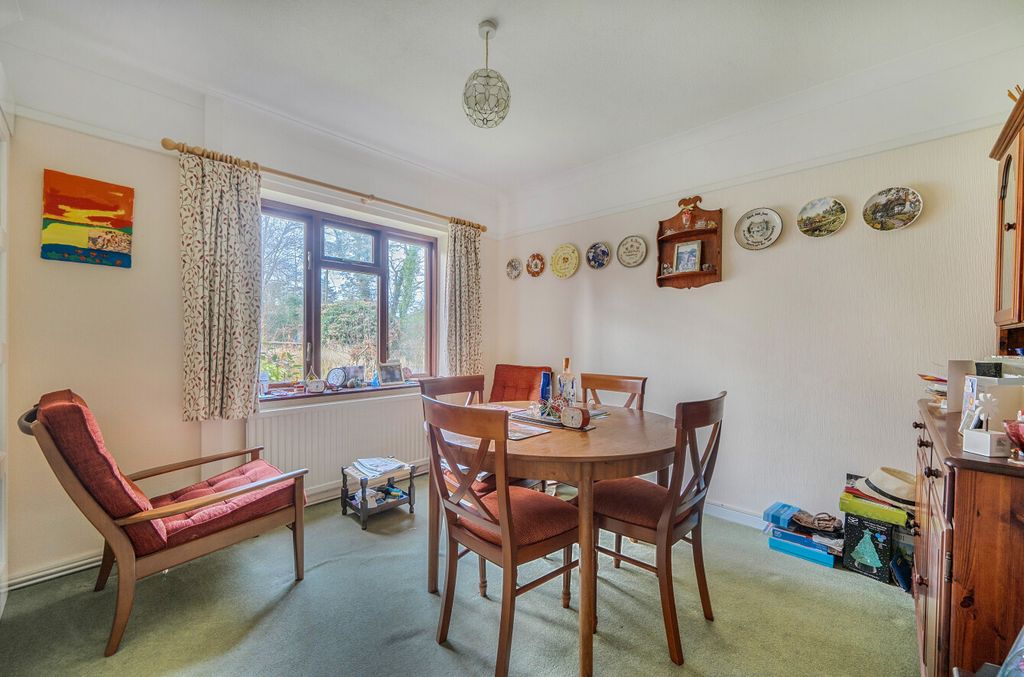 Property photo 3 of 20 1396738-16-6967A0...