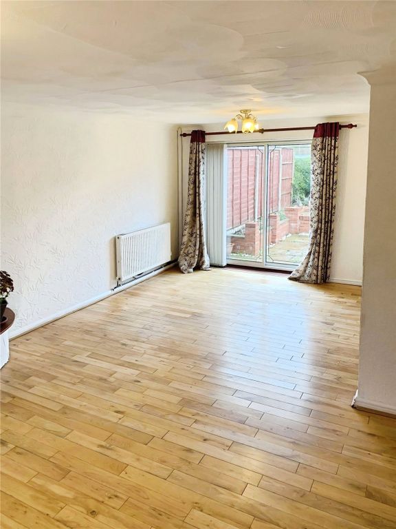 Property photo 3 of 12 Living Room