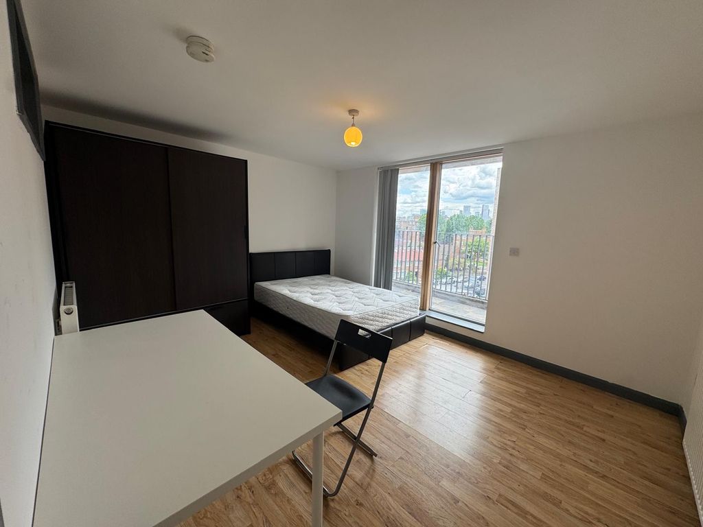 Property photo 1 of 4