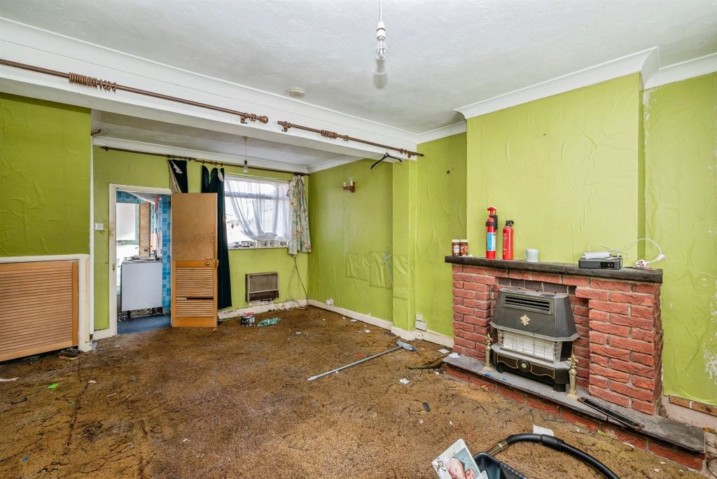 Property photo 3 of 14