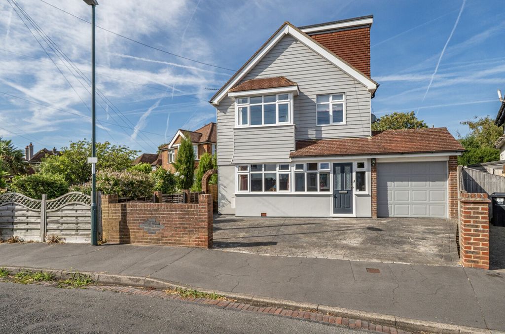 Property photo 1 of 23
