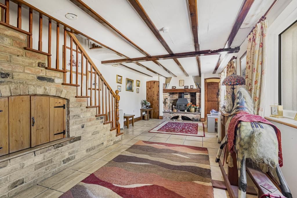 Property photo 3 of 20 7_65321.Jpg