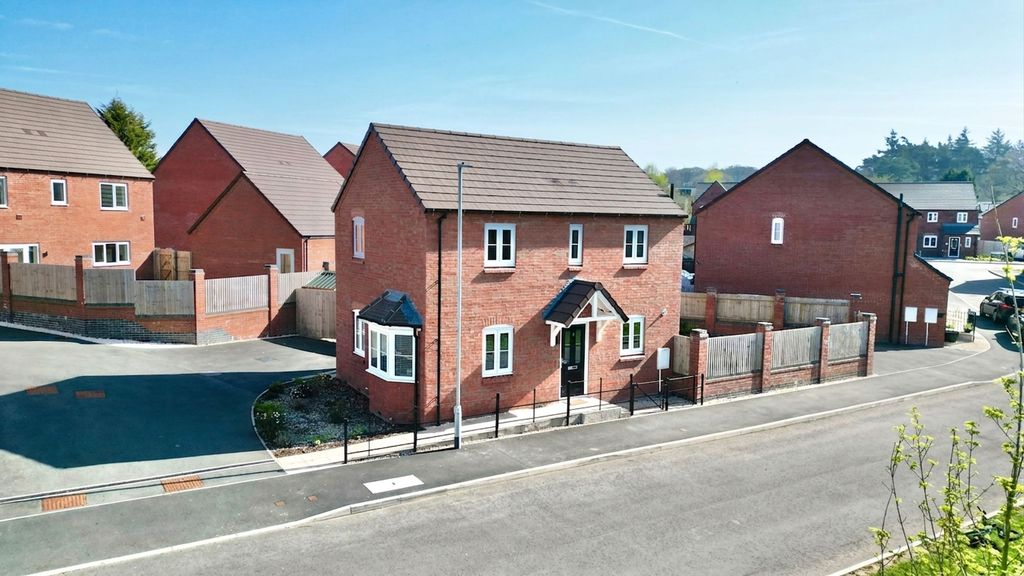 Property photo 1 of 28