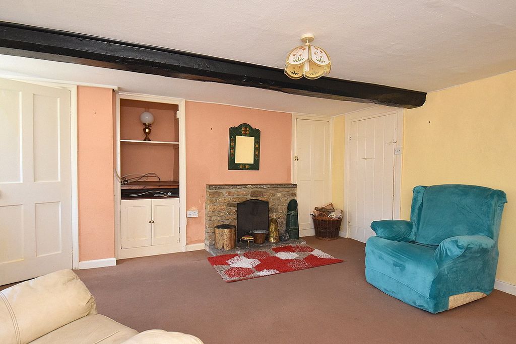 Property photo 2 of 10 Picture No. 03