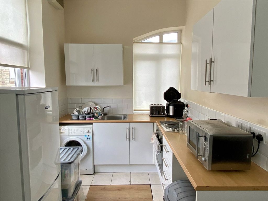 Property photo 3 of 5 Picture No. 01